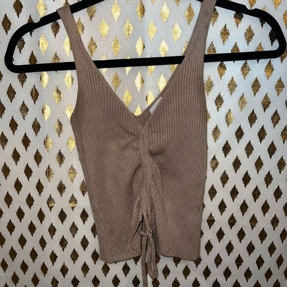 Dreamers by Debut Nude tan sweater v neck tank top crop top size L - Picture 1 of 4
